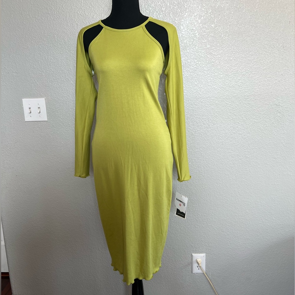 NWT Women’s Longsleeve Backless Dress - Picture 12 of 13